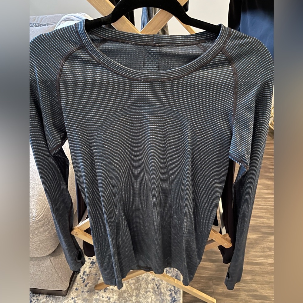 Lululemon long sleeve swiftlytech